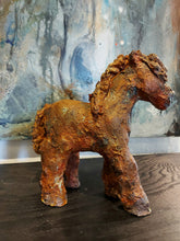 Load image into Gallery viewer, Concrete horse 16
